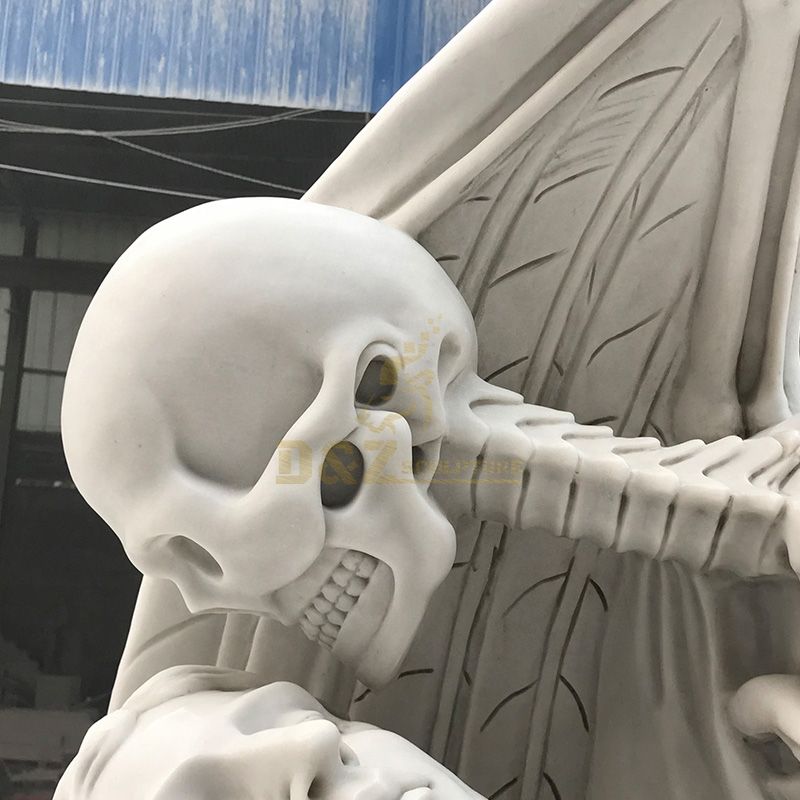 the kiss of death sculpture