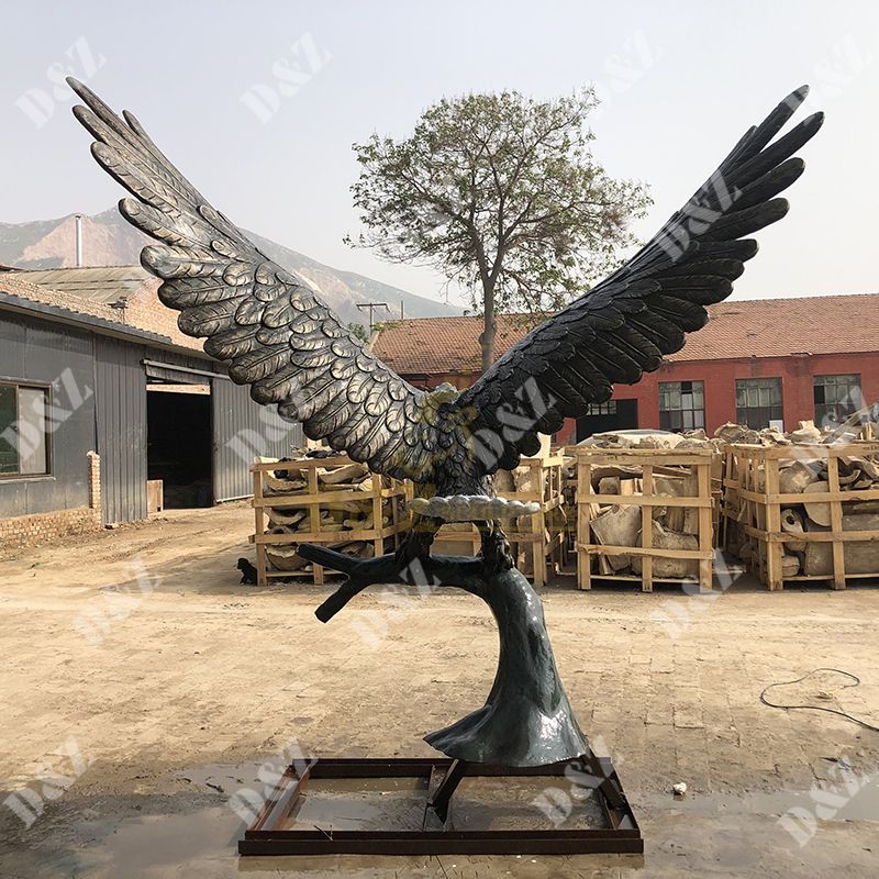 eagle statue