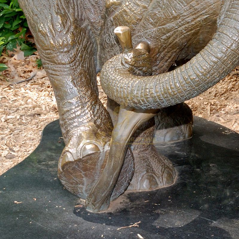 elephant statue