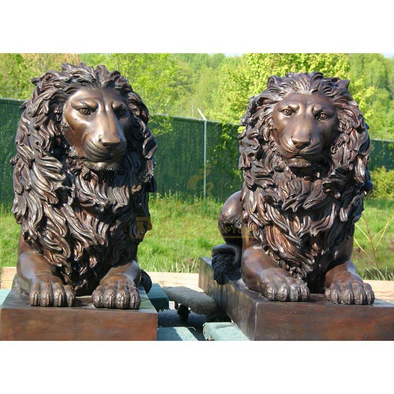 bronze lion sculpture