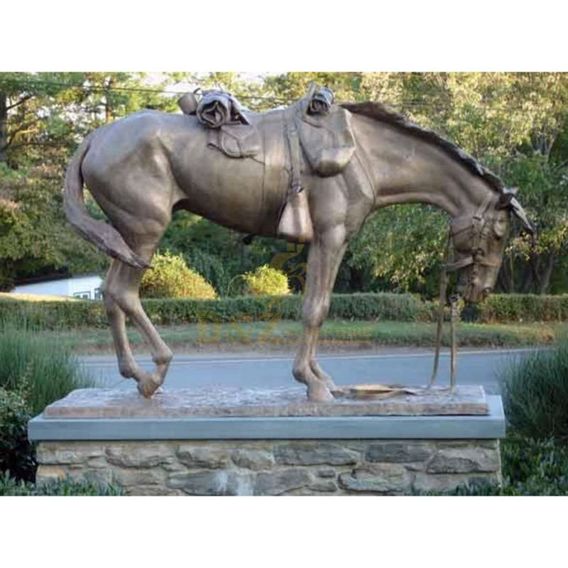 Outdoor life-size standing metal bronze horse sculpture