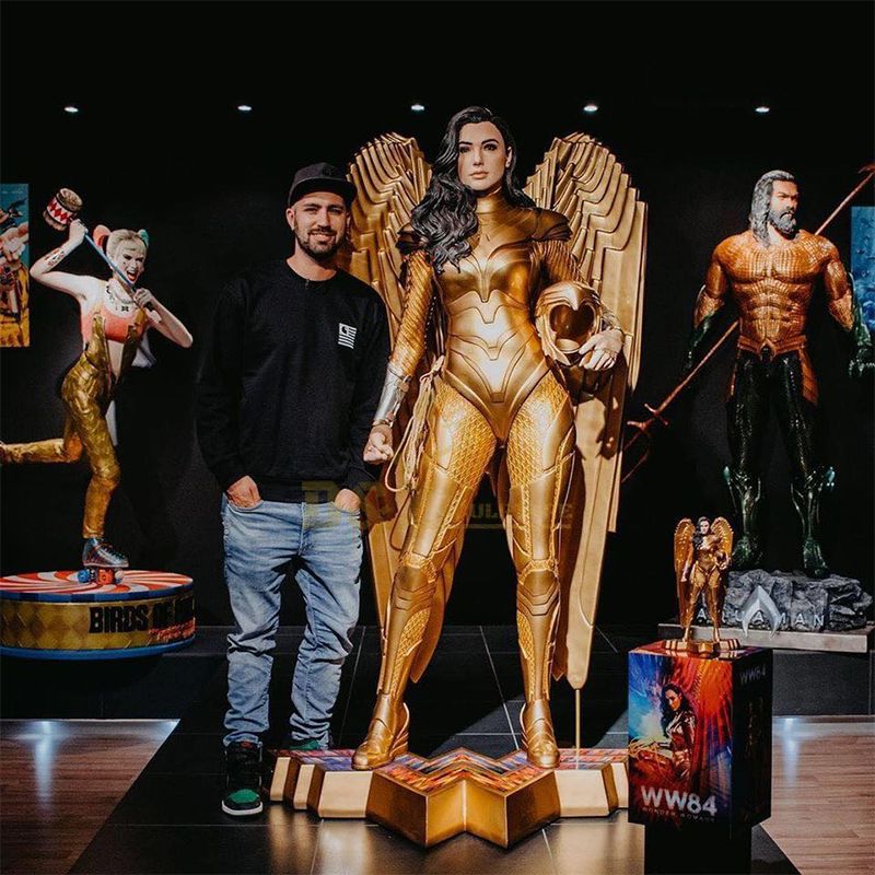 Life size wonder woman statue for sale