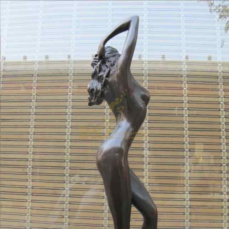 life size naked female statue