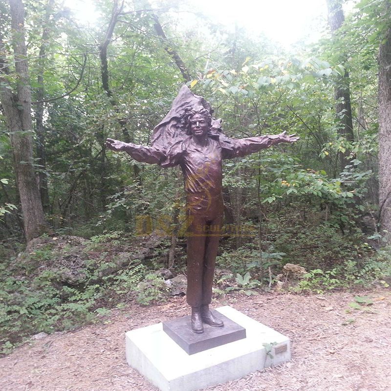 Outdoor life size michael jackson statue