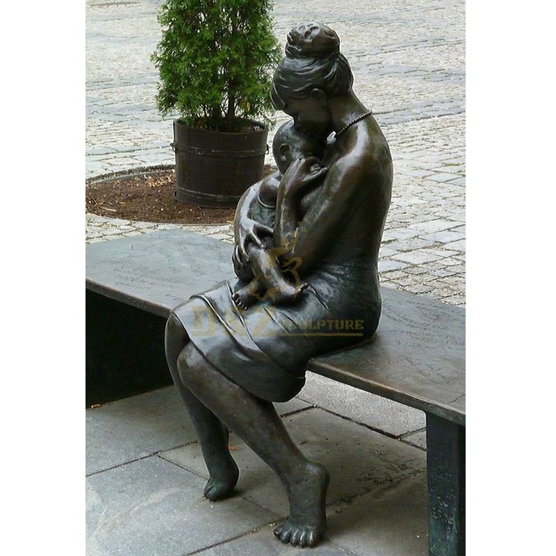 mother and baby statue