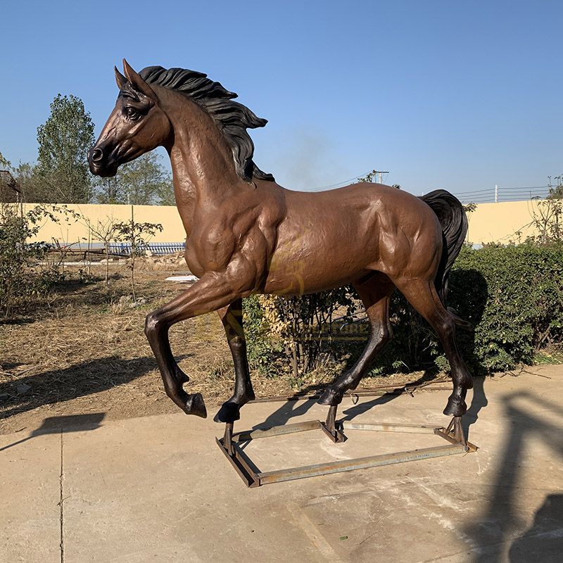 horse statue life size