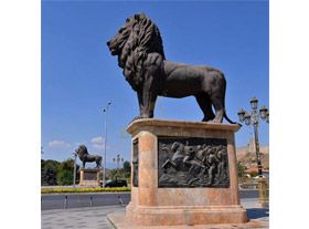 How to Clean the Bronze Sculpture?