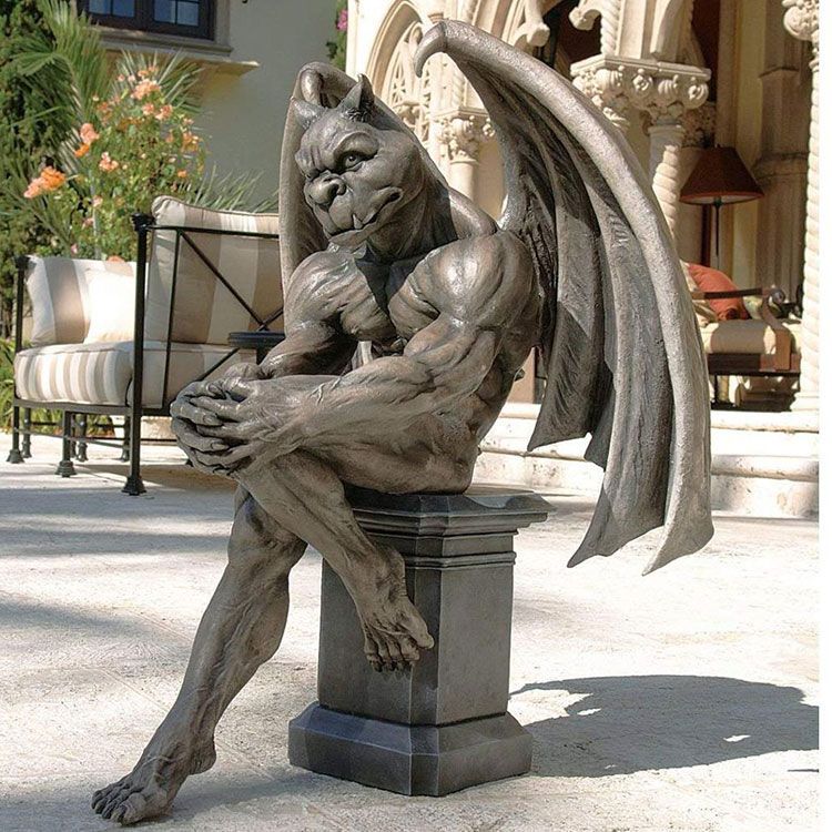 Outdoor garden life size gargoyle statue for sale