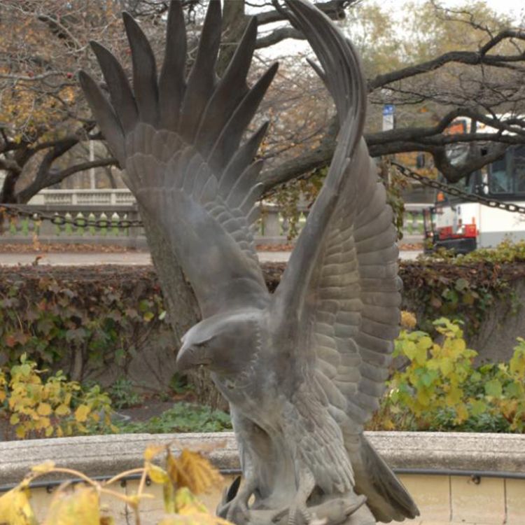 Outdoor large metal eagle garden statue for sale