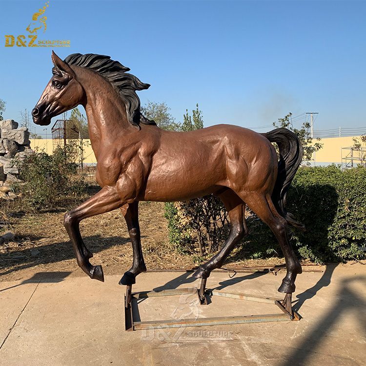 outdoor life size walking horse garden statue for sale