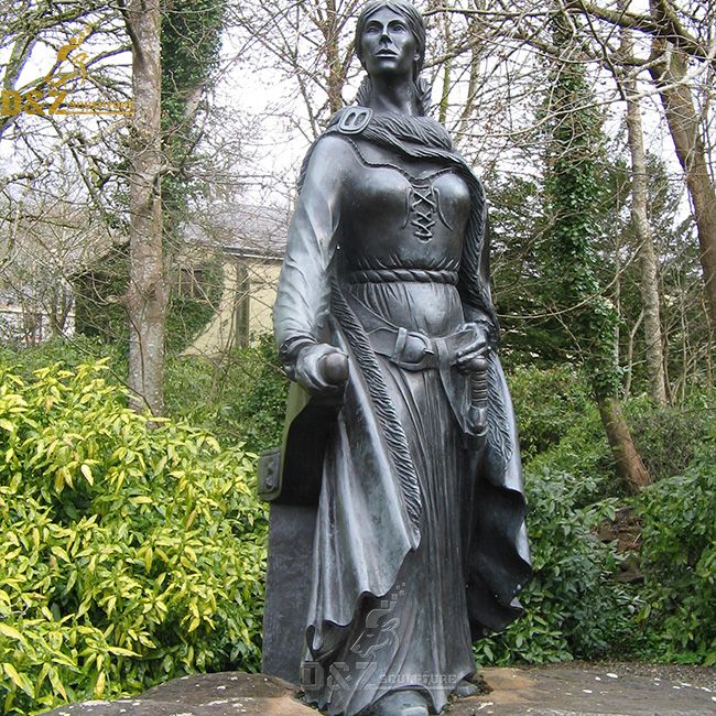 why is there a statue of grace o malley?