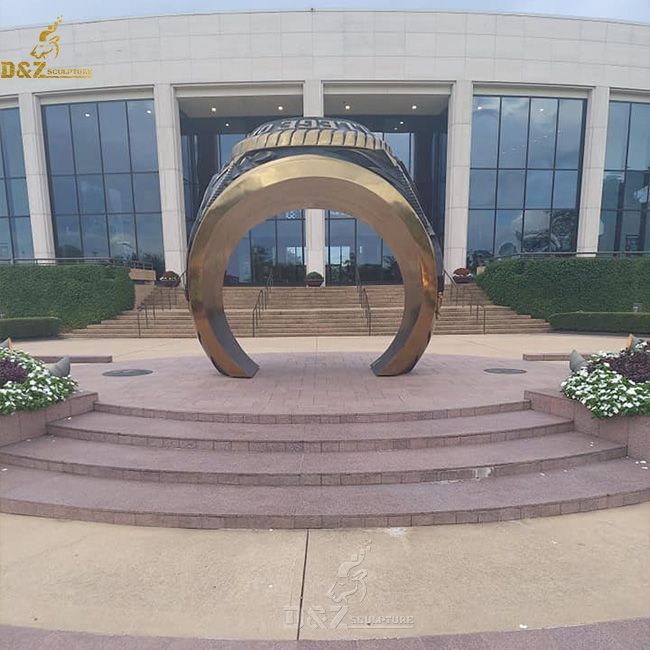 aggie ring statue replica