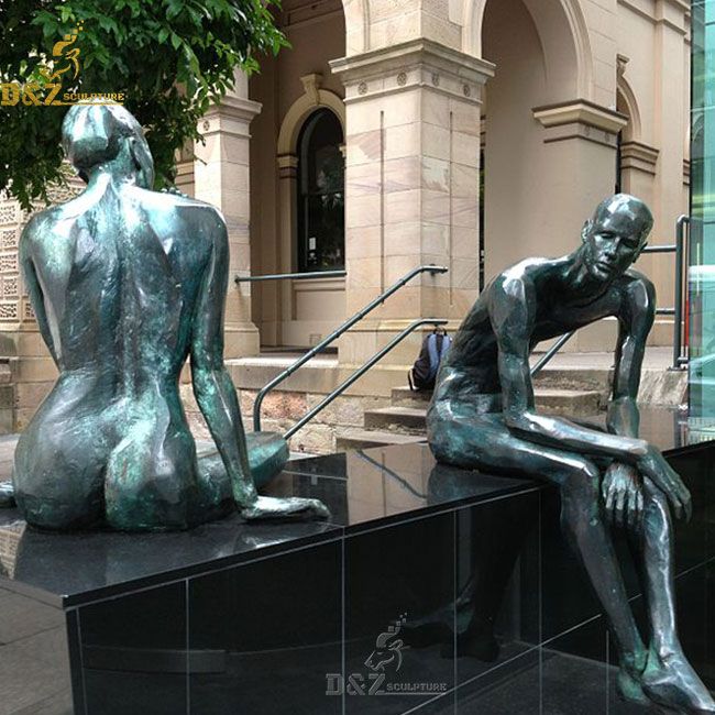 Bronze sculpture Dialogue by Cezary Stulgis