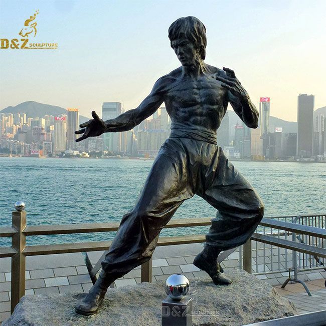 Giant bronze bruce lee statue in hong kong