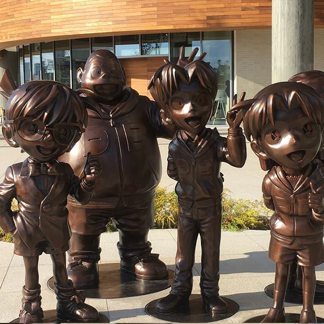 Large detective Conan bronze statues
