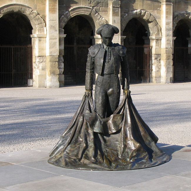 matador statue