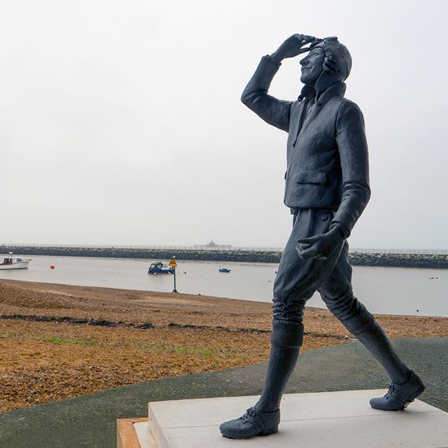 Amy Johnson bronze statue