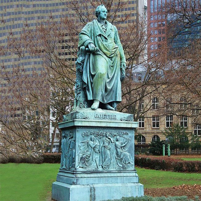 Johann Wolfgang von Goethe Monument Statue