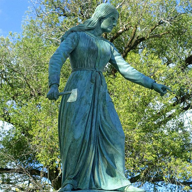 Hannah Duston Haverhill monument statue