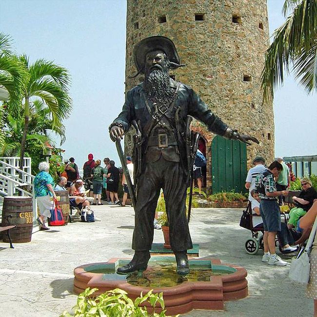 Life size Pirate Blackbeard statue