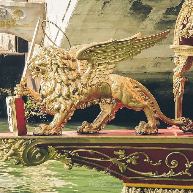 Boat lion figurehead