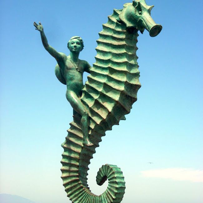puerto vallarta seahorse statue