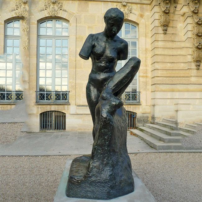 Naked Muse without Arms statue