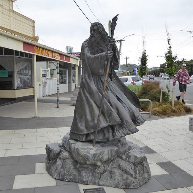 Life size Gandalf garden statue for sale