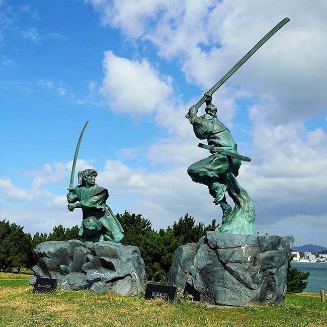 Miyamoto Musashi and Kojiro Sasaki Japanese samurai bronze statue