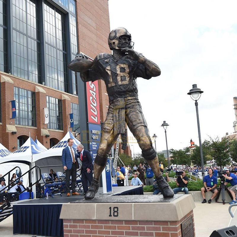 Peyton Manning Colts Statue Tennessee