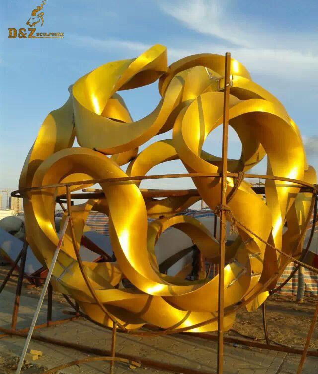 Custom made gold metal large garden decorative spheres balls DZ-55