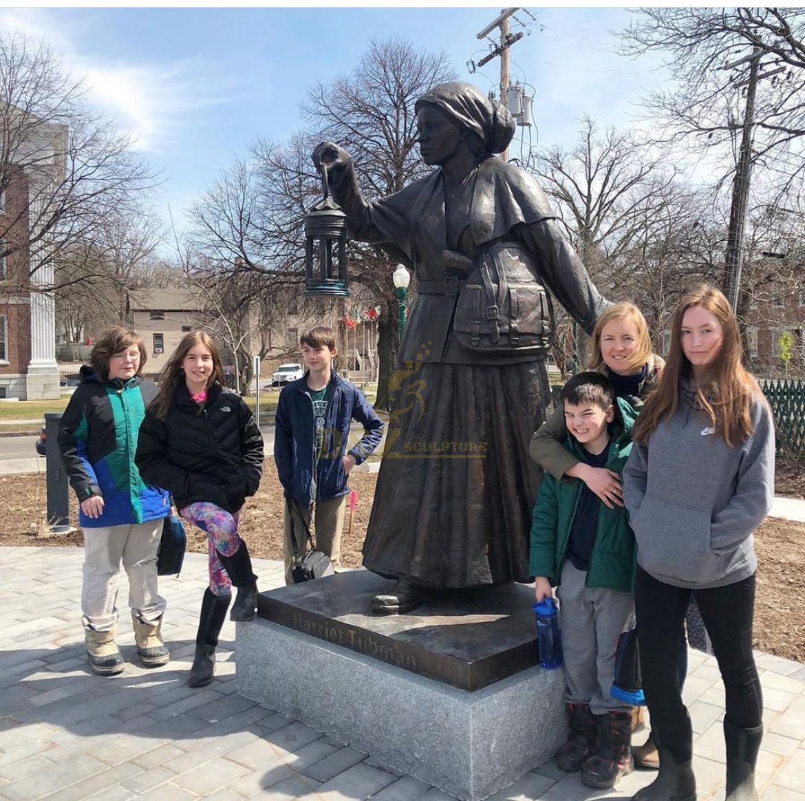 harriet tubman statue