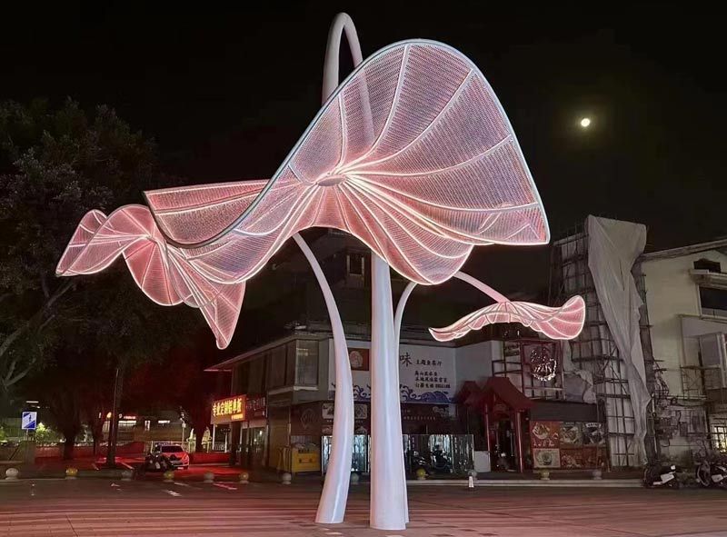 How to professional to install large outdoor sculpture?