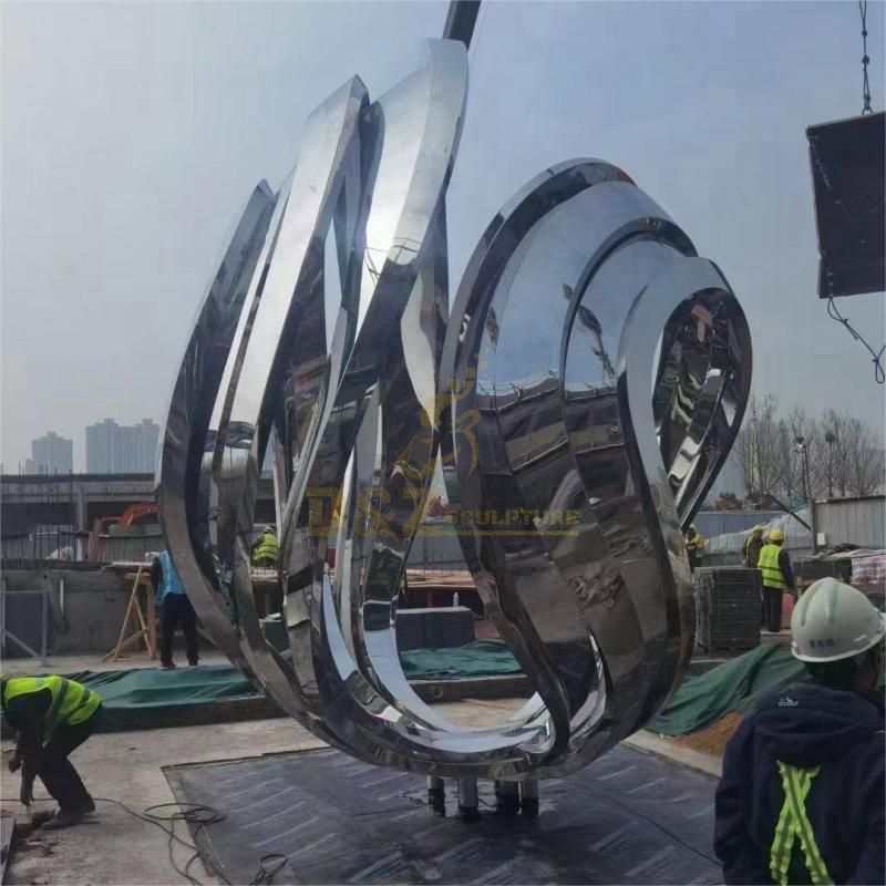 large outdoor metal sculpture