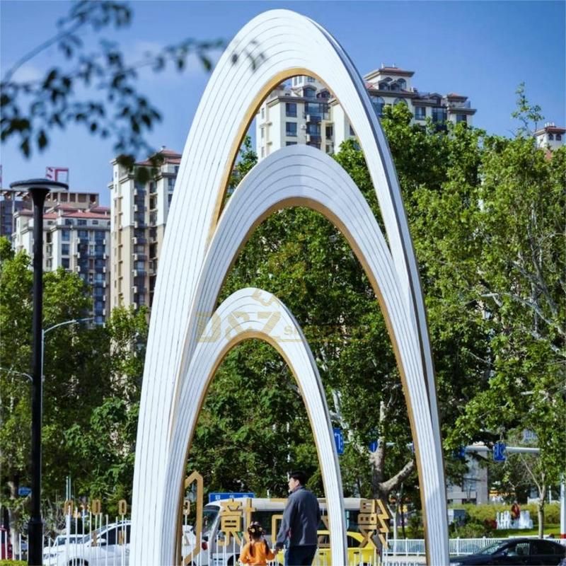 Large arch metal sculpture city square community commercial street sculpture