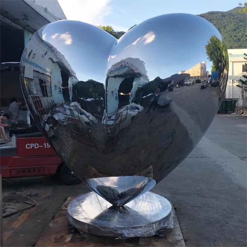 Large stainless steel heart sculpture outdoor art deco sculpture