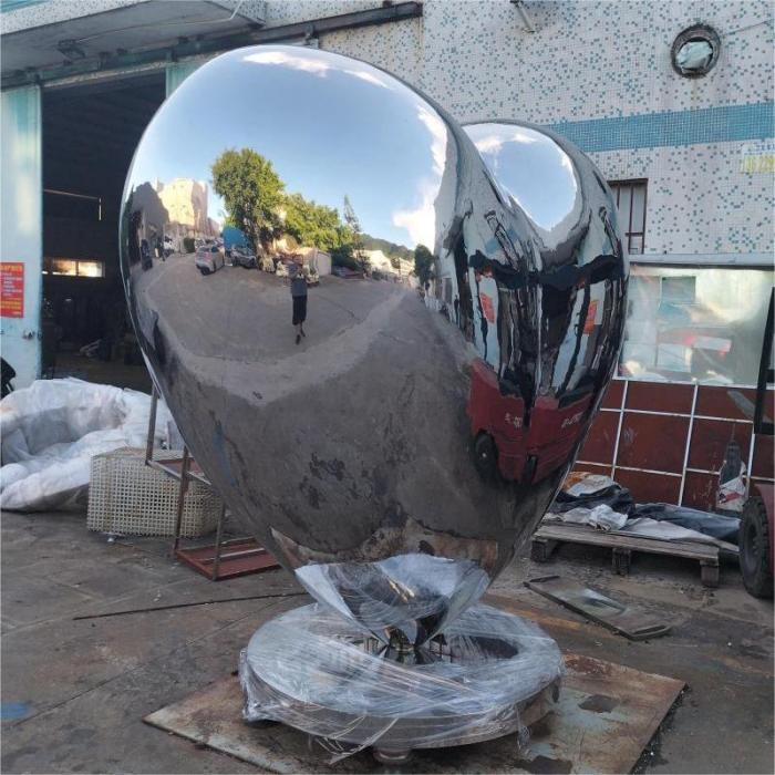 Large stainless steel heart sculpture outdoor art deco sculpture