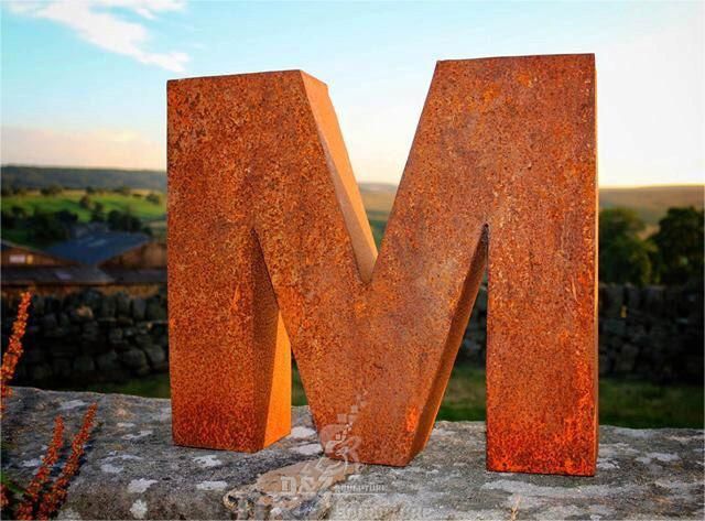 The application and significance of Corten Steel sculptures in landscaping