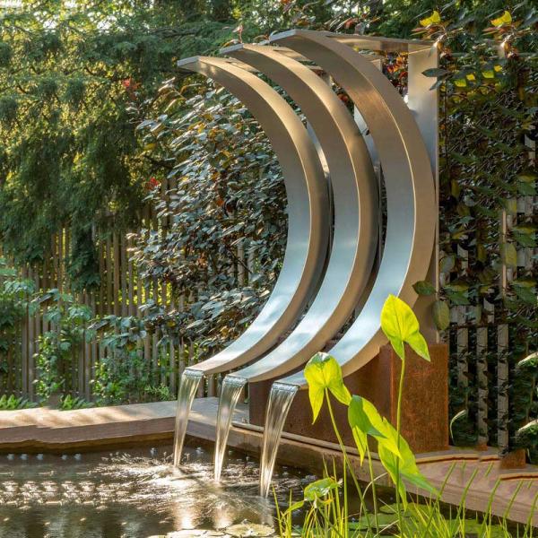Outdoor stainless steel crescent water fountain sculpture metal water feature sculpture DZ-190