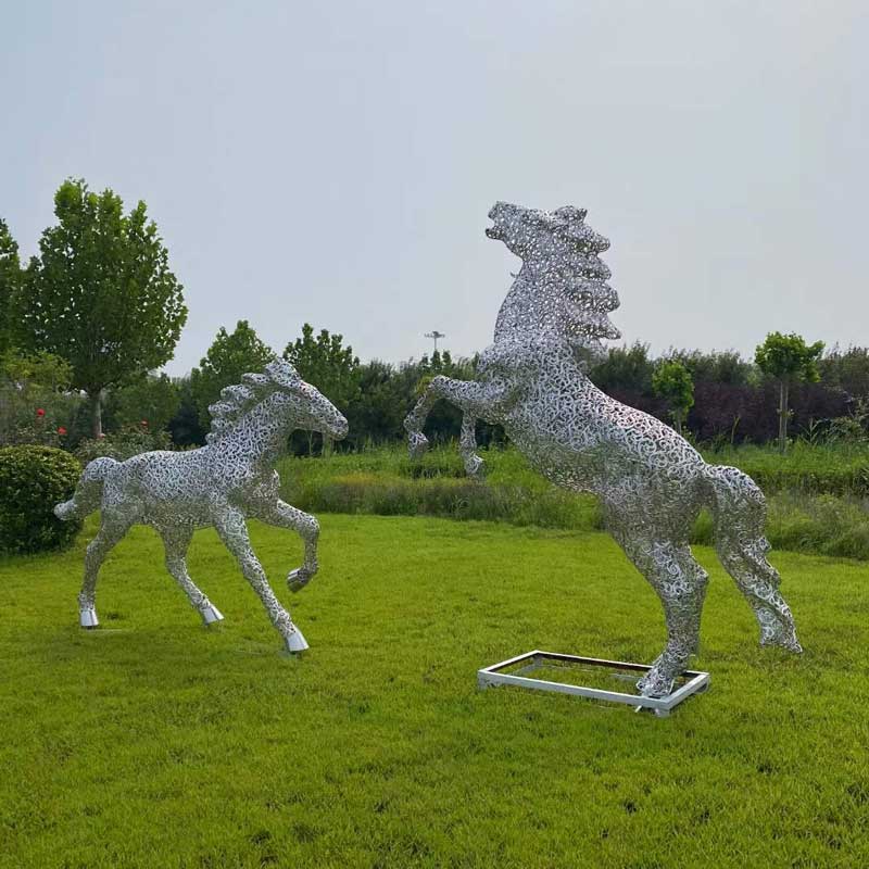 Metal hollow horse sculptures outdoor square park light animal art sculpture DZ-240