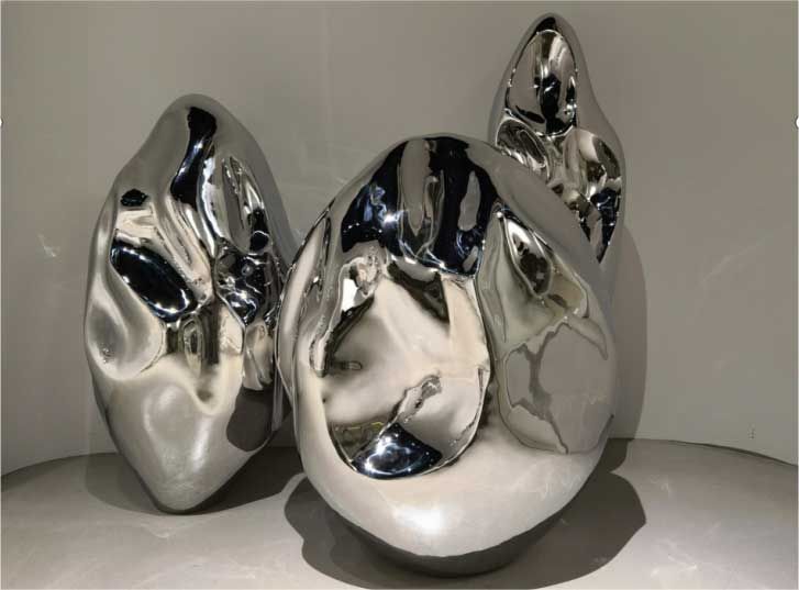 What are the forms of abstract sculpture?