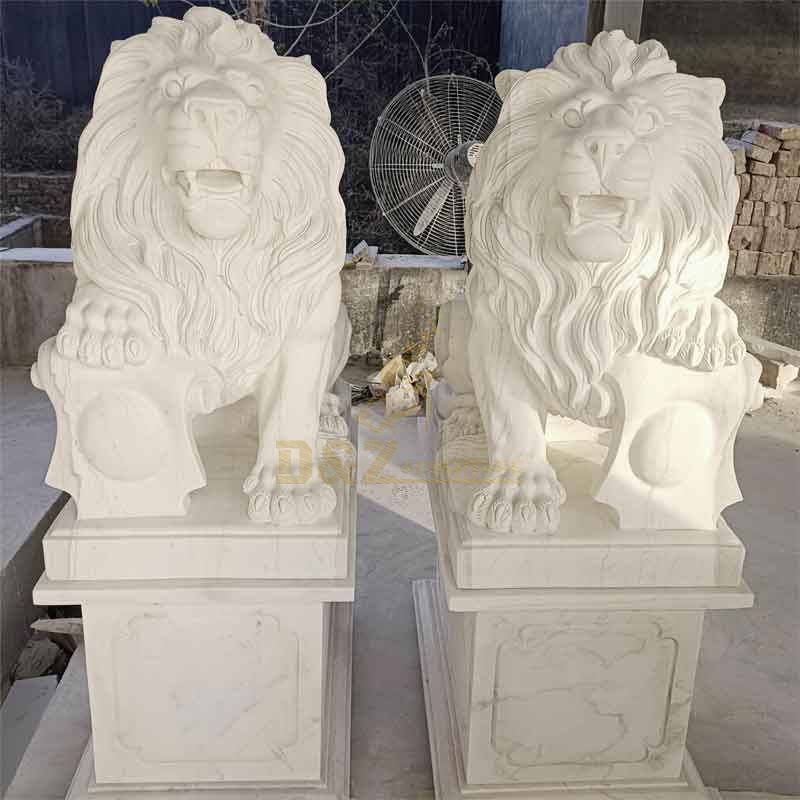 Outdoor White Marble Lion Statue Pair for Sale DZ-336