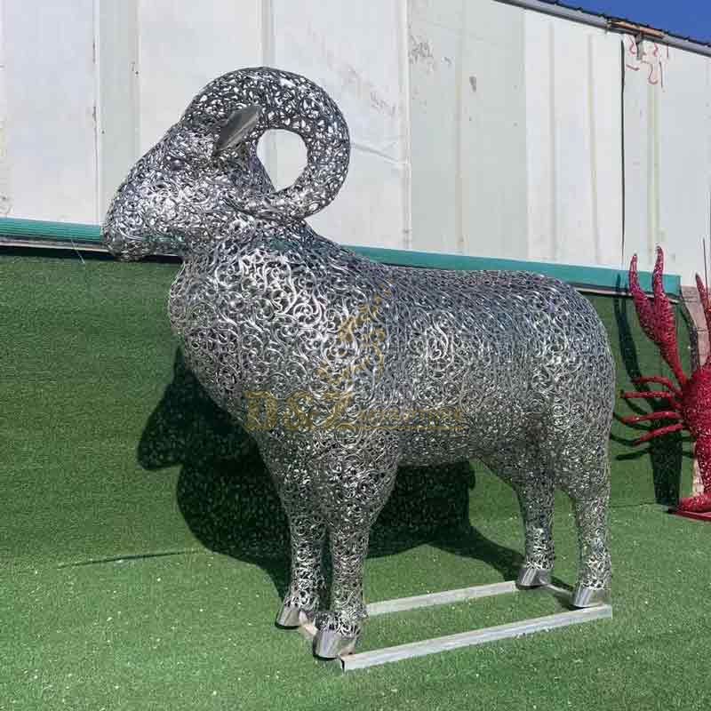 Metal hollow sheep sculpture outdoor garden courtyard art decor DZ-383