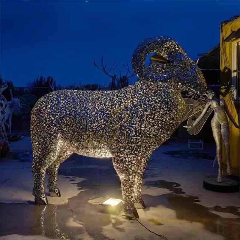 Metal hollow sheep sculpture outdoor garden courtyard art decor DZ-383