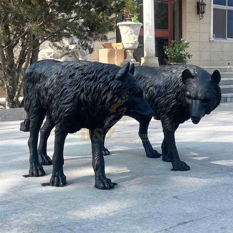 Pair of black outdoor life size bronze wolf statues for sale DZ-392