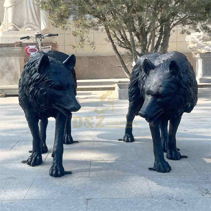 Pair of black outdoor life size bronze wolf statues for sale DZ-392