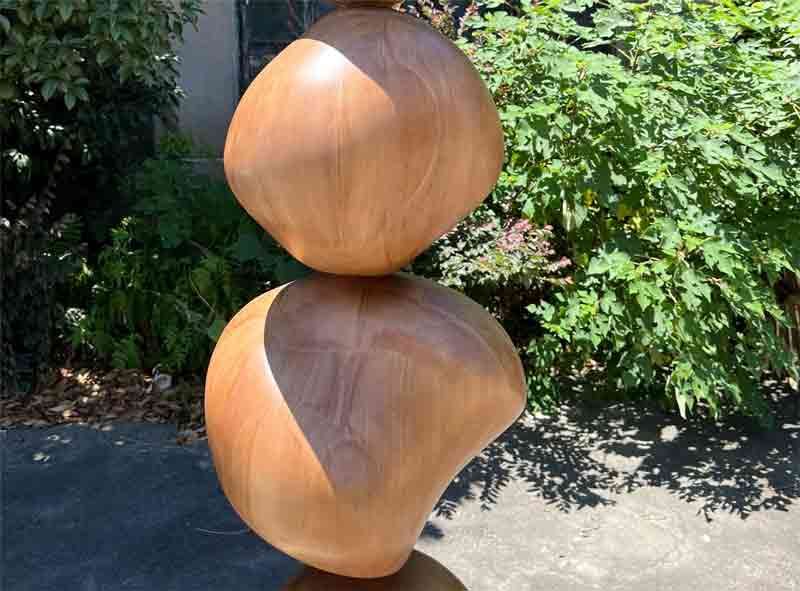 Bulk supply of modern abstract wood sculptures to create unique hotel decoration art