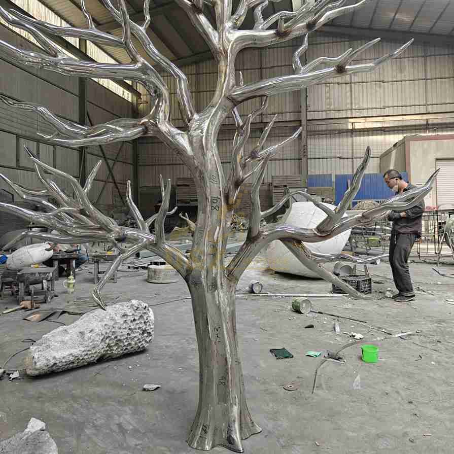 tree sculpture