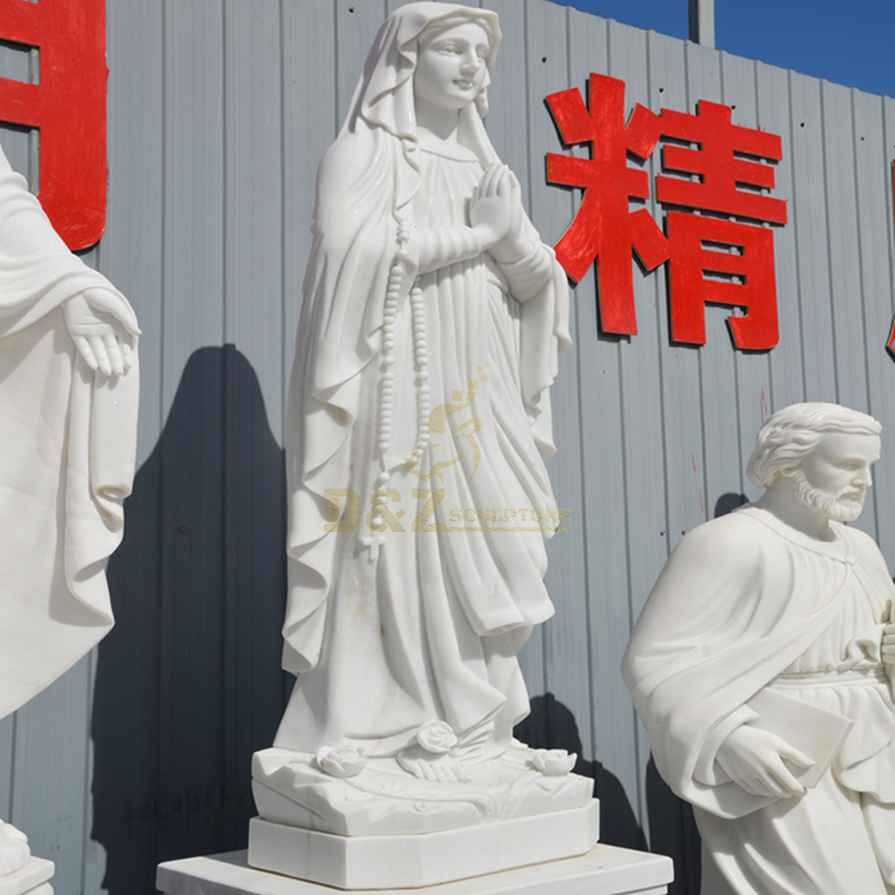 praying virgin mary statue,