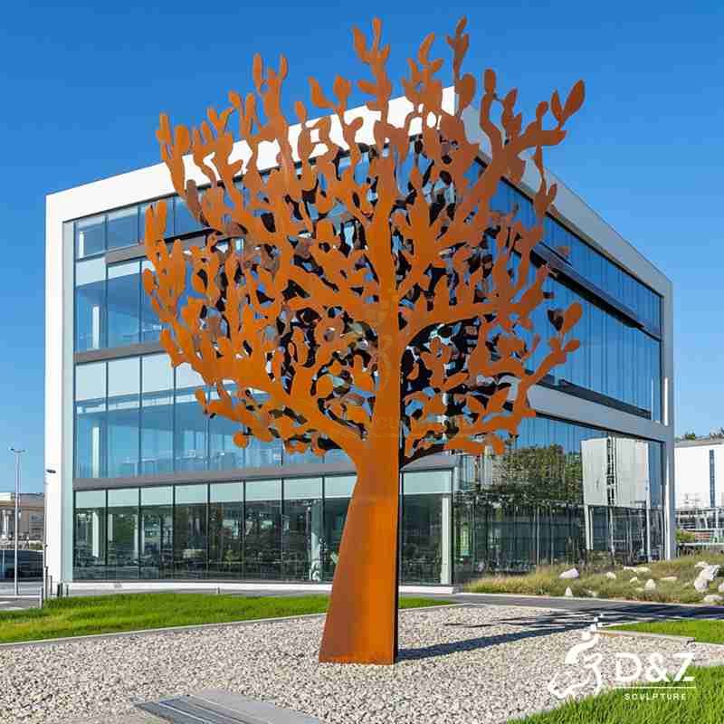 outdoor tree sculpture